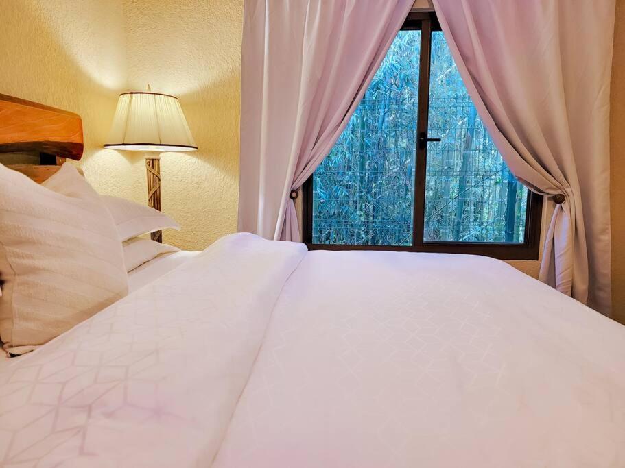 Vive Utila - Bed & Breakfast Extérieur photo