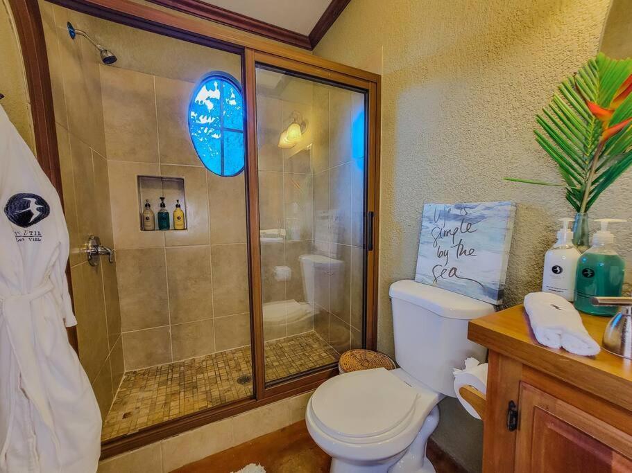 Vive Utila - Bed & Breakfast Extérieur photo