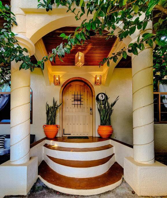 Vive Utila - Bed & Breakfast Extérieur photo