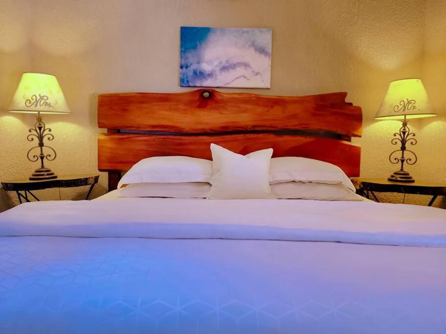 Vive Utila - Bed & Breakfast Extérieur photo